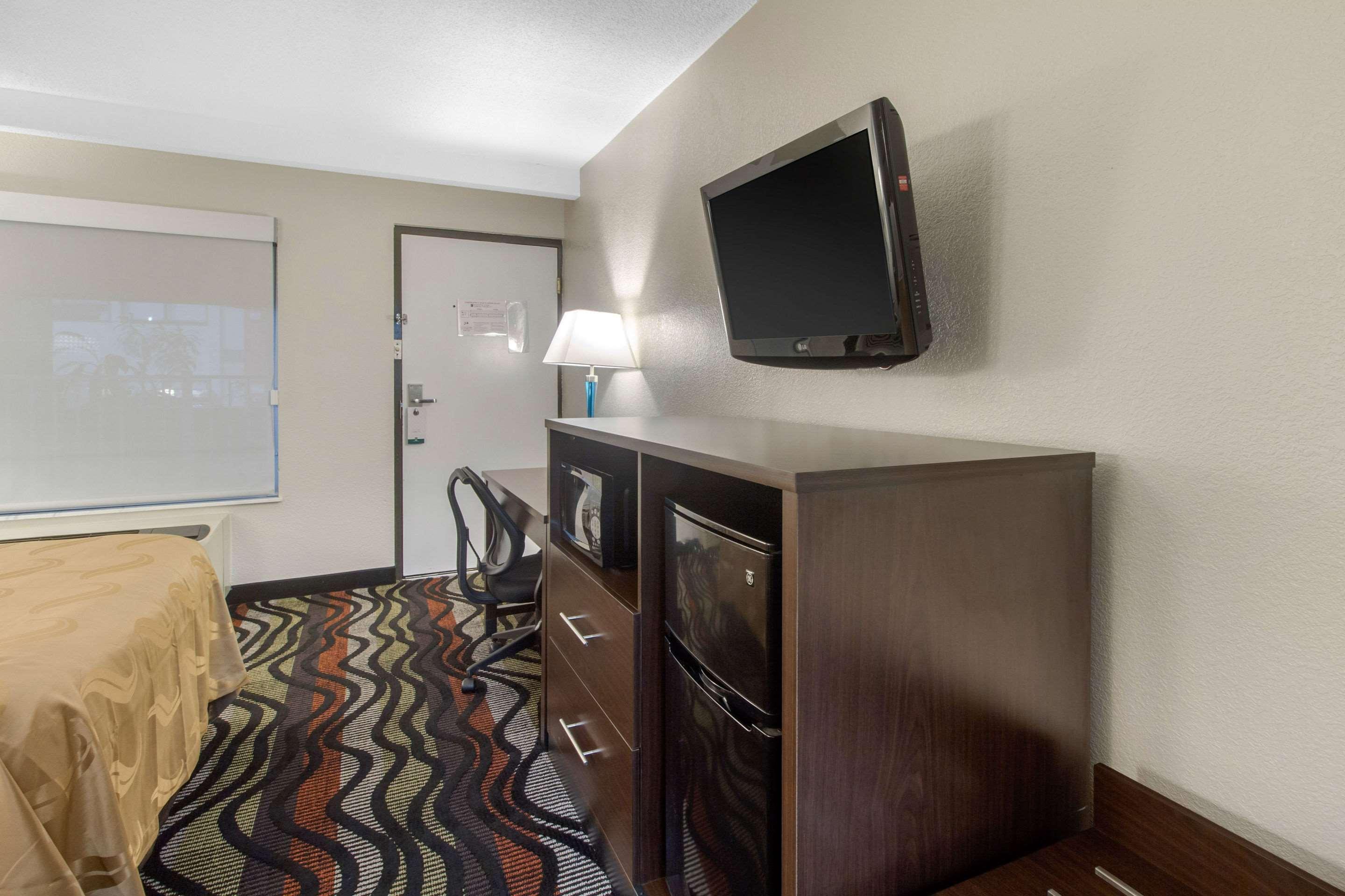 Quality Inn Cookeville Exterior photo