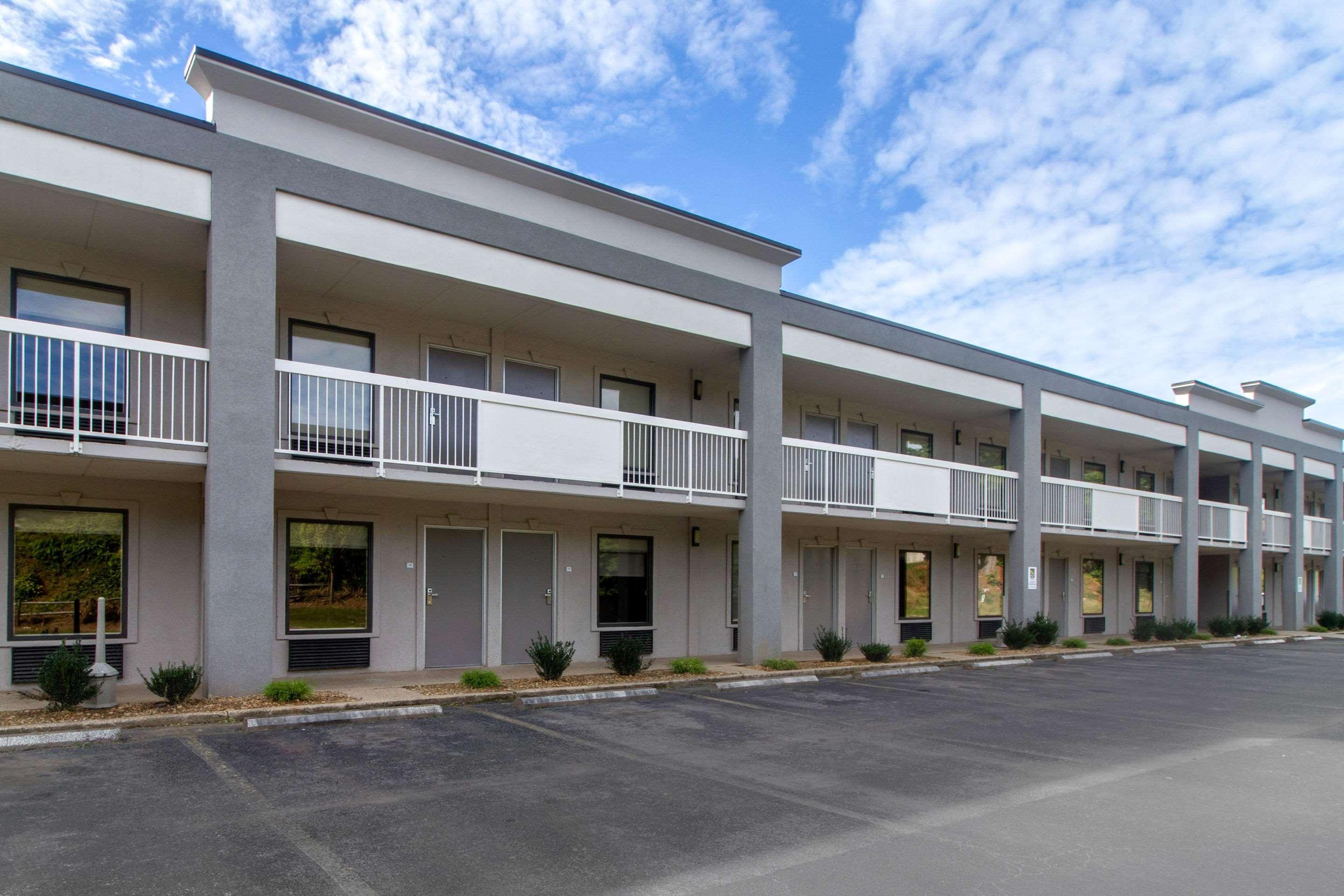 Quality Inn Cookeville Exterior photo