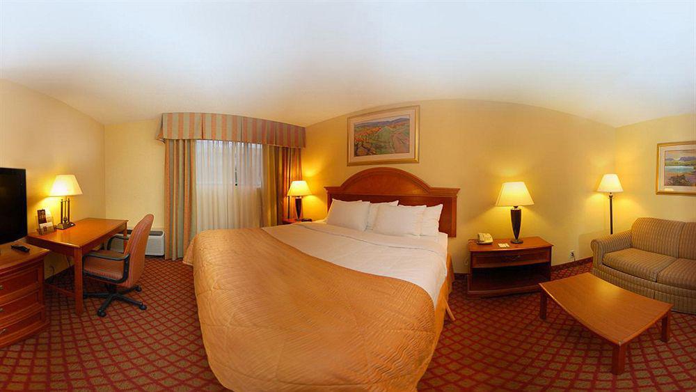Quality Inn Cookeville Exterior photo